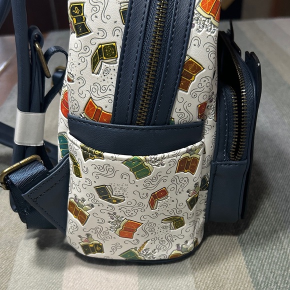 Loungefly Fantastic Beasts Secrets of Dumbledore- NWOTS Mini Backpack- Universal - Picture 7 of 7